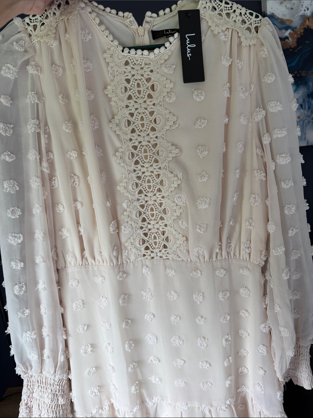 ❌❌Sold❌❌Beautiful dress, Lulus Cream Anniversary